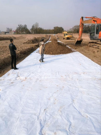 Short-fiber geotextile